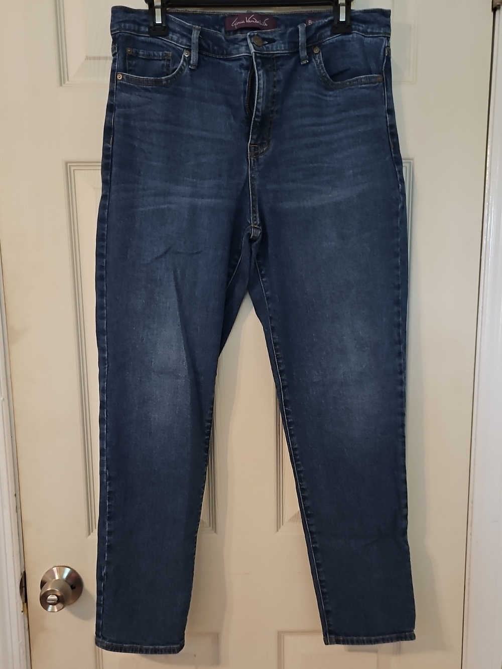 Gloria Vanderbilt Boyfriend Jeans in Medium Blue Wash